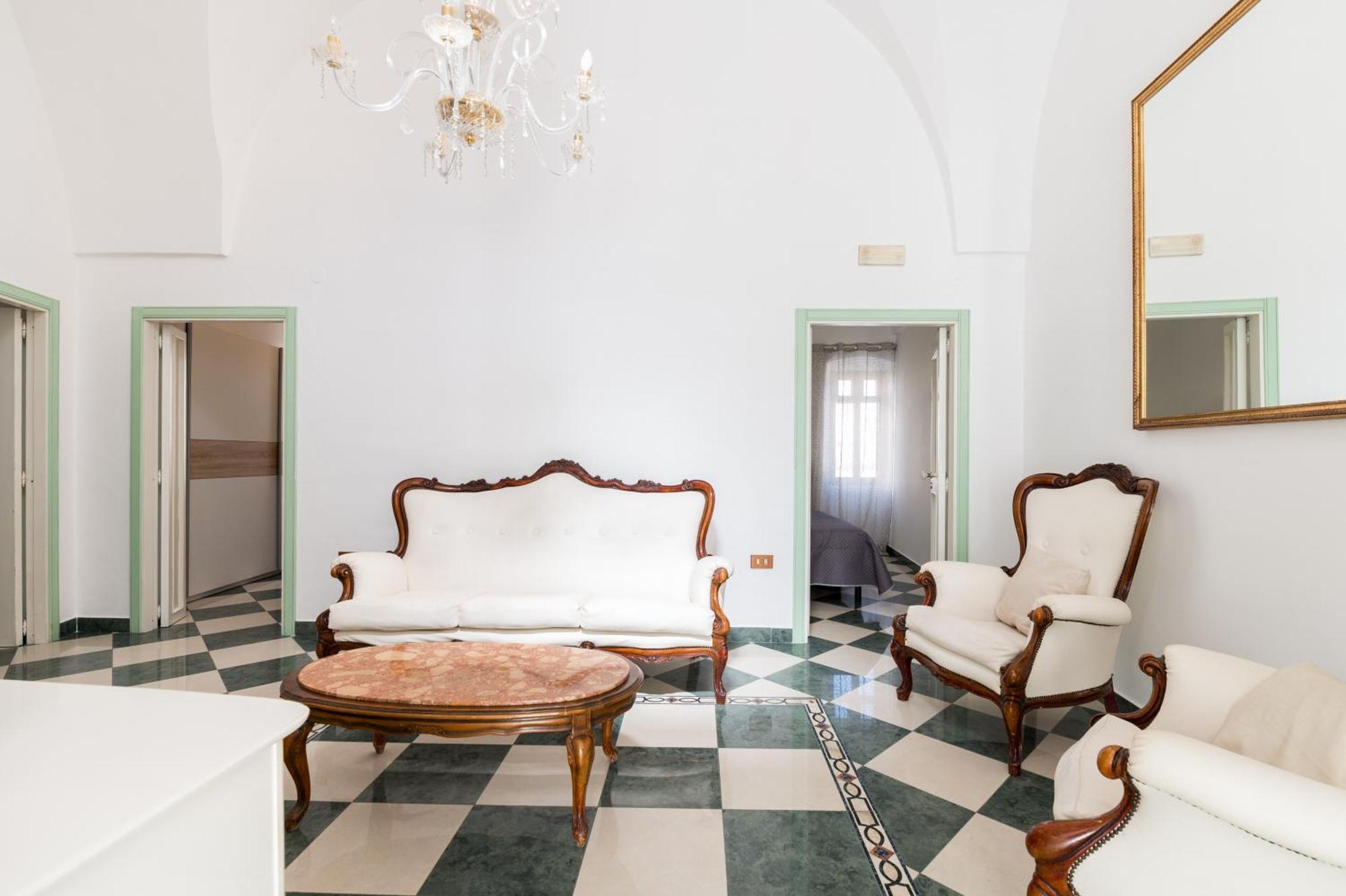 Sant Oronzo Palace Ostuni Kültér fotó