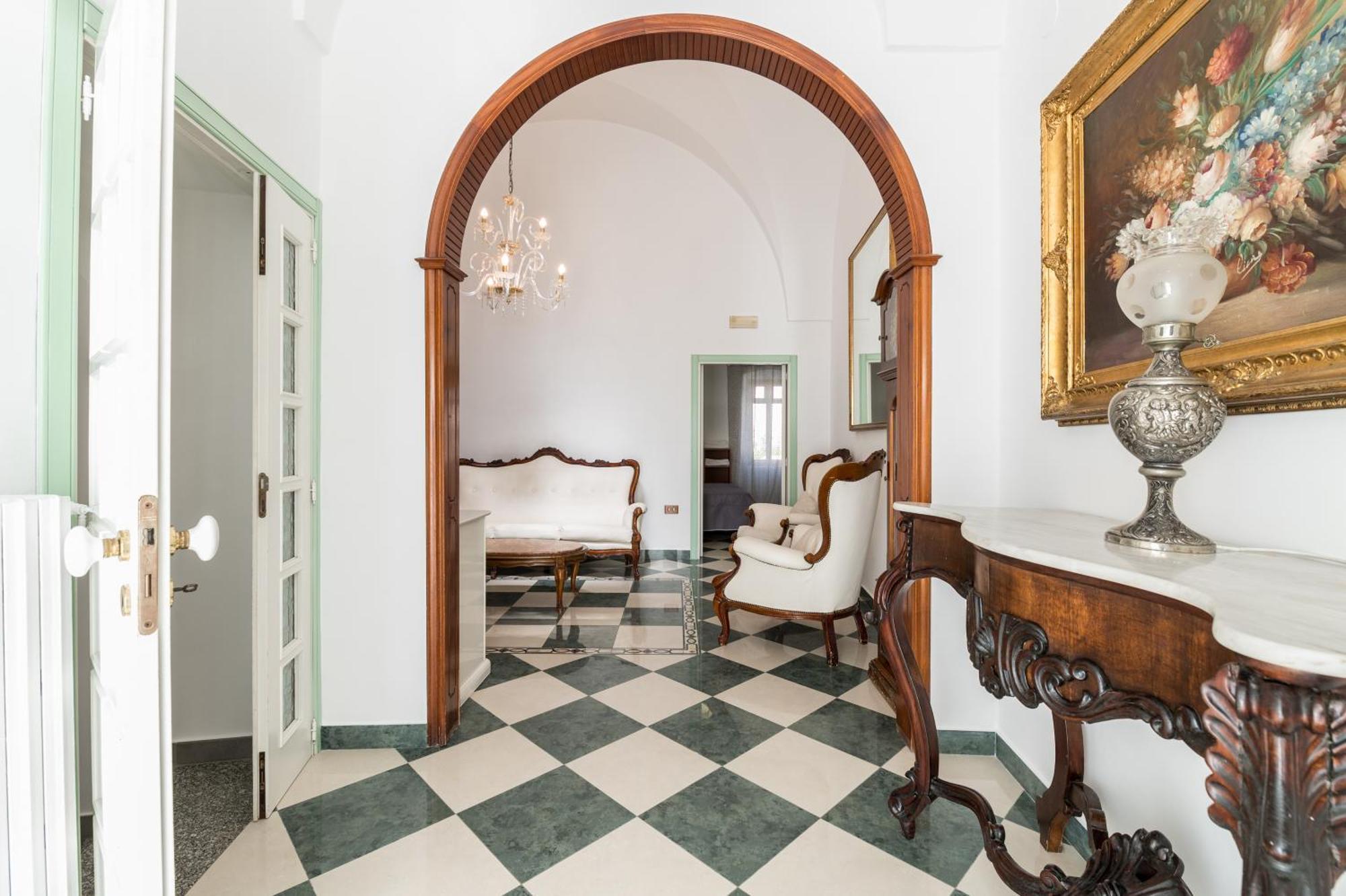 Sant Oronzo Palace Ostuni Kültér fotó